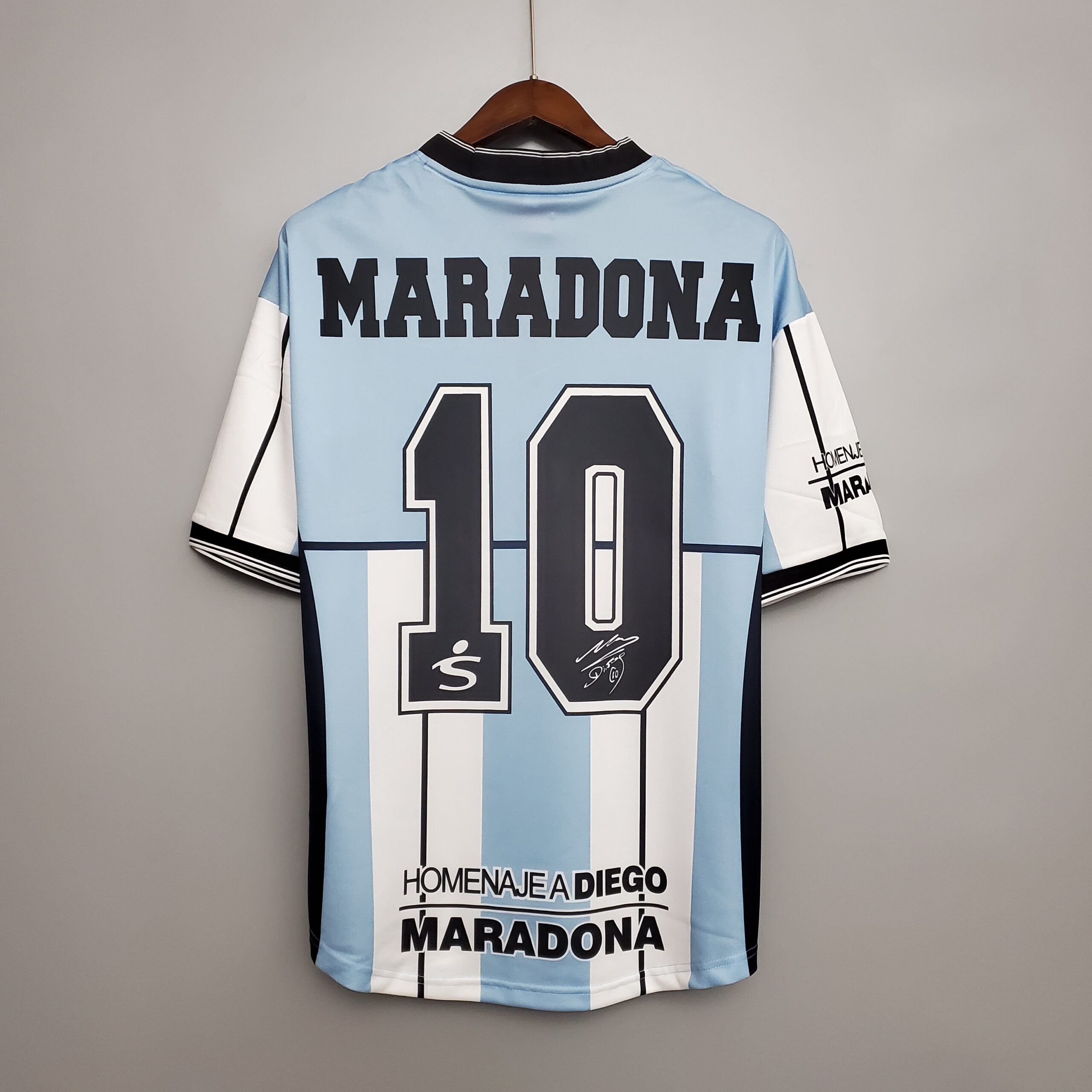 Retro Argentina 01-02 maradona